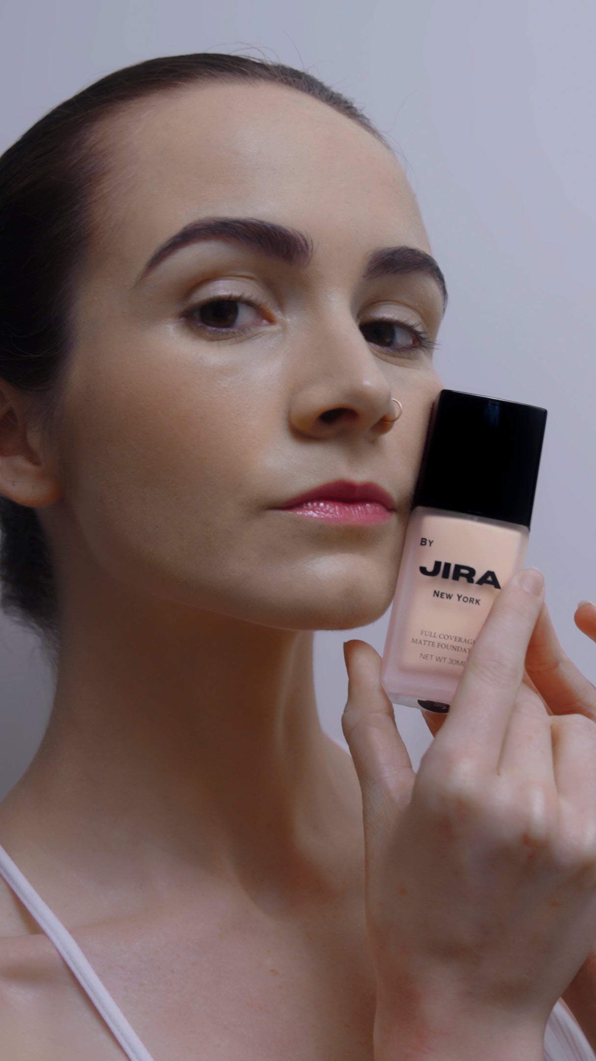 New revolution of natural skin Foundation, Lightweight & sweat proof foundation.